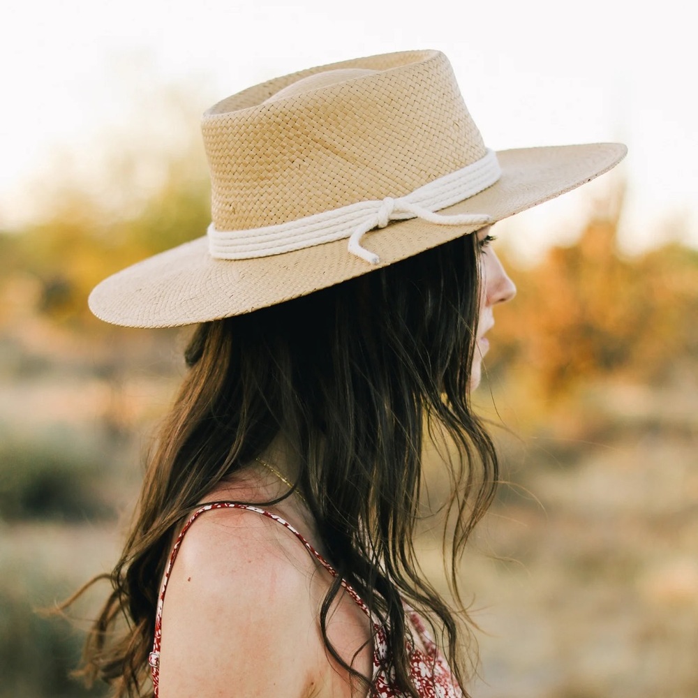 GIGI PIP Adjustable Straw Hat